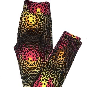LuLaRoe OS Leggings New Geometric black, pink